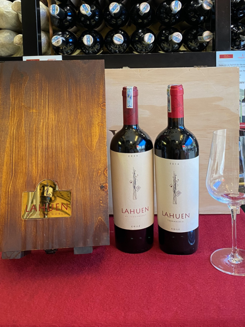 Lahuen Icon wine